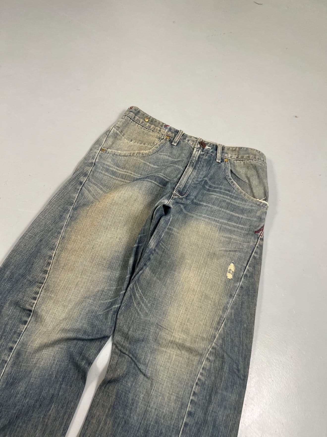 Vintage Levi’s Engineer Jeans Buckle-Belt – Size US 32 / EU 48 — image 6 of 11