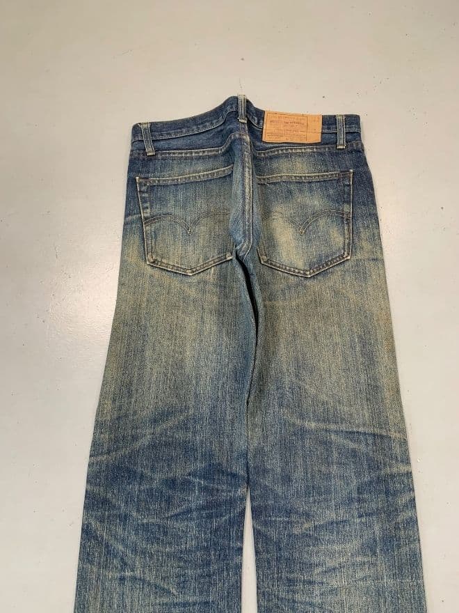 Vintage Levi's 501 Selvedge Denim Jeans – Blue – Men’s 32 (US 32 / EU 48) – Repaired Distressed — image 8 of 11