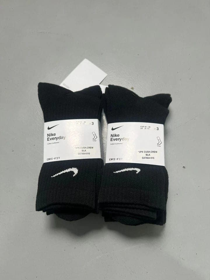 Nike Everyday Cushioned Crew Socks – Black & White (Multipack) Deadstock  — image 2 of 3