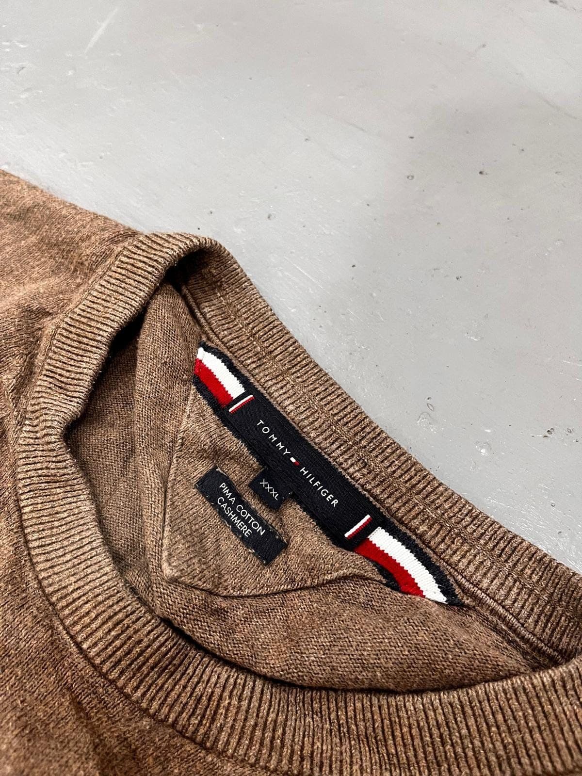 Tommy Hilfiger Sweatshirts - 100 Pcs alternate