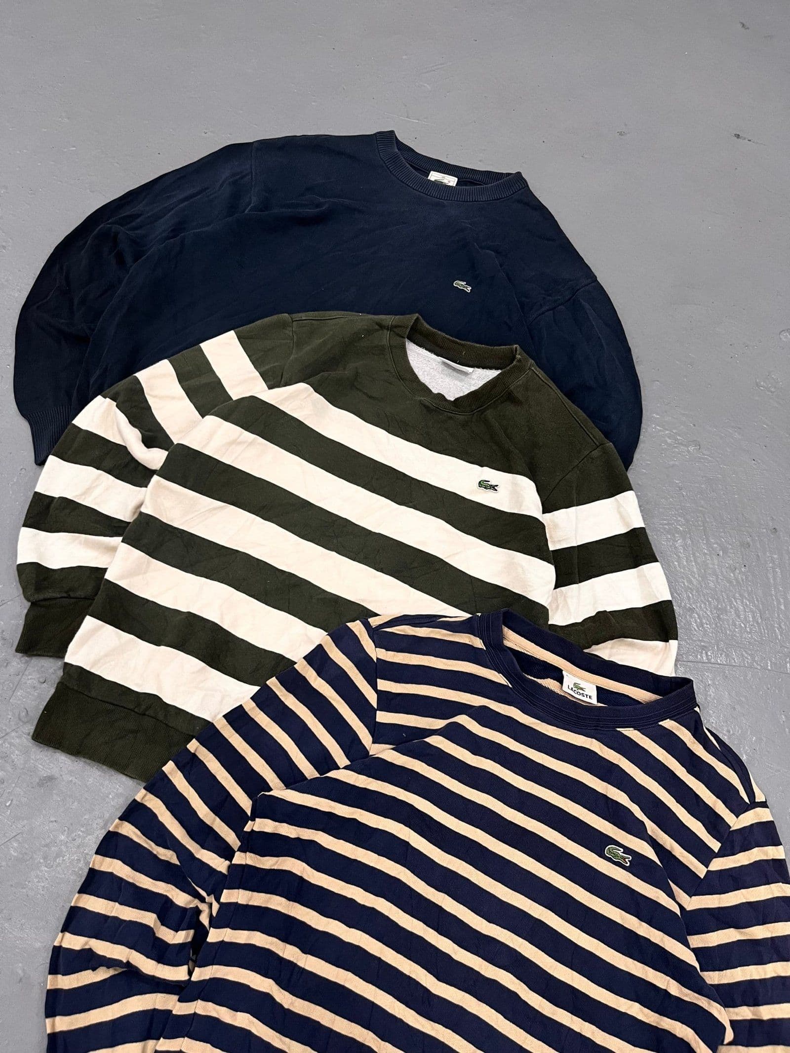 Lacoste Sweatshirts - 50 Pcs — image 1 of 1