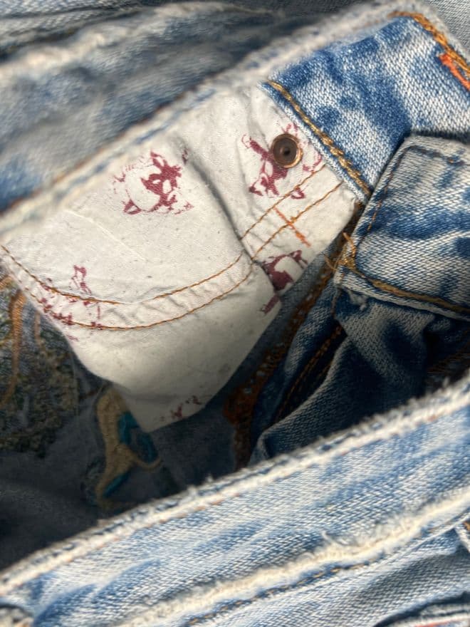 Vintage True Religion Embroidered Denim Jeans – Size 26 alternate