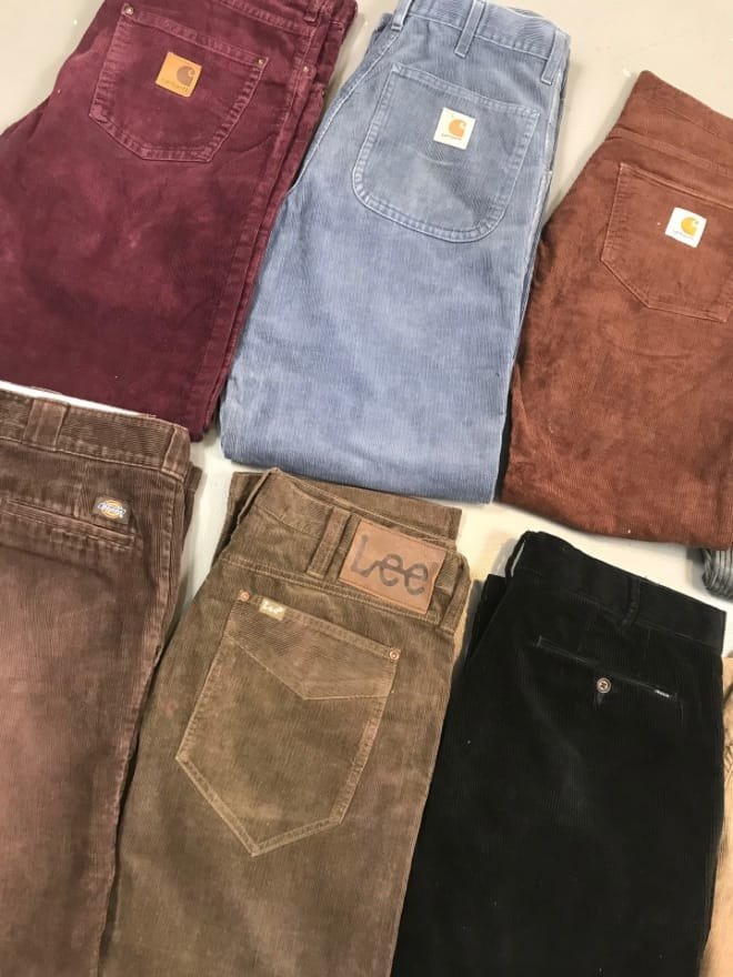 BUNDLE OF 10 VINTAGE COURTRIZE PANTS
