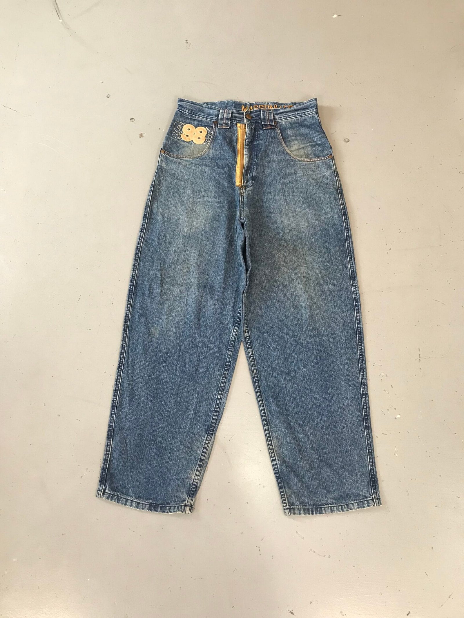 Archival Clothing × Streetwear × Vintage