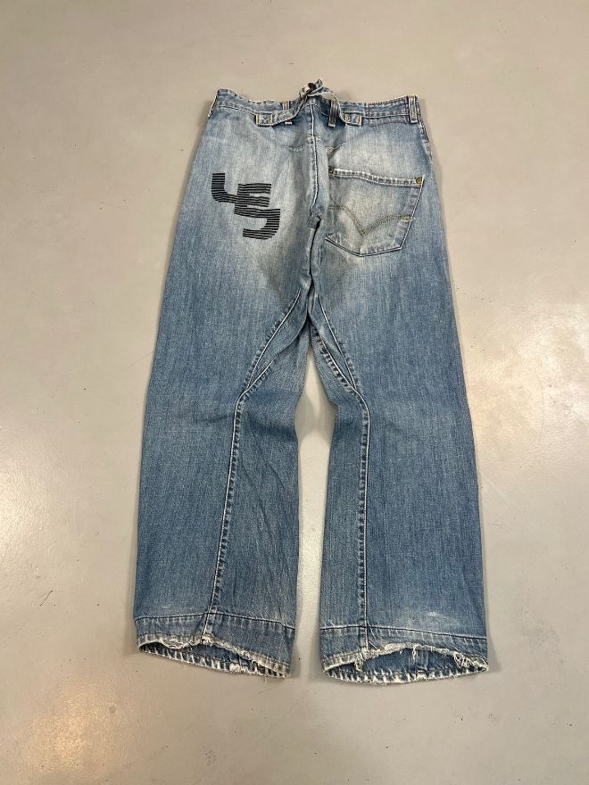 Vintage Levi’s Engineer Jeans With Buckle-Back – Size 32