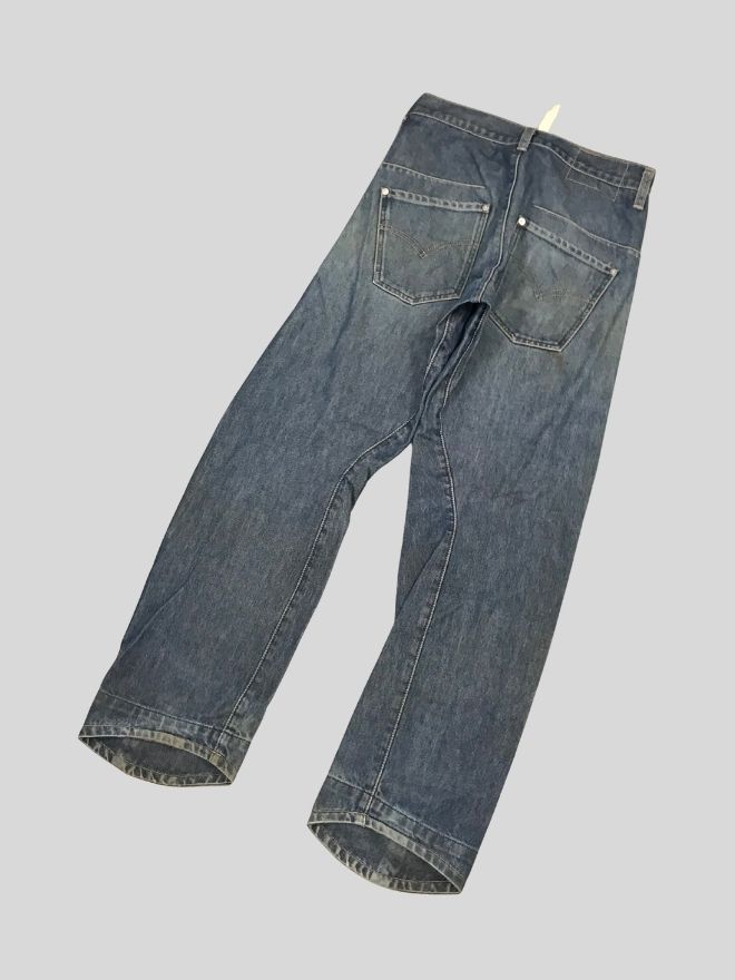 Vintage Levi’s Engineer Jeans with Buckle Belt – Women’s Size 26 (US 2 / IT 38) | Blue