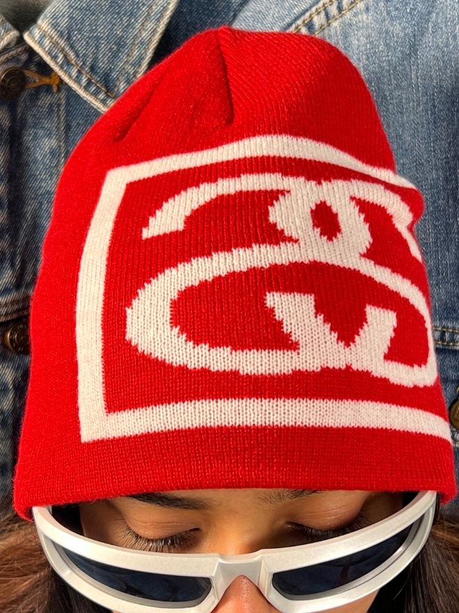 Stüssy Knit Beanie Cap – One Size | Reddish Orange | Streetwear Classic