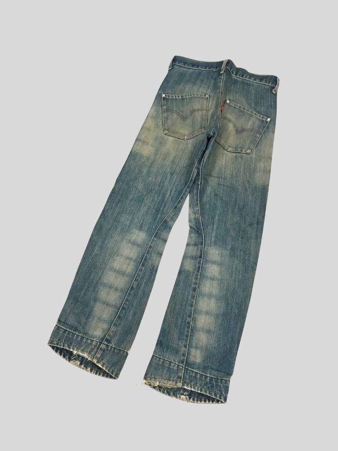 Vintage Levi’s Engineer Jeans Denim – Men’s US 28 / EU 44