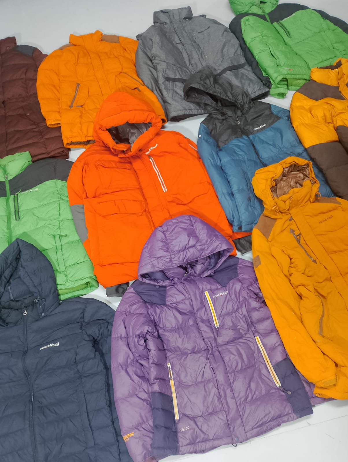 BUNDLE OF VINTAGE MONTBELL PUFFER JACKETS