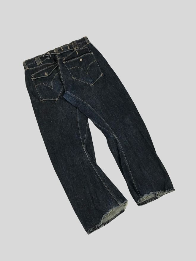 Vintage Levi’s Engineer Buckle Belt Denim Jeans – Utility Fit | Men’s US 36