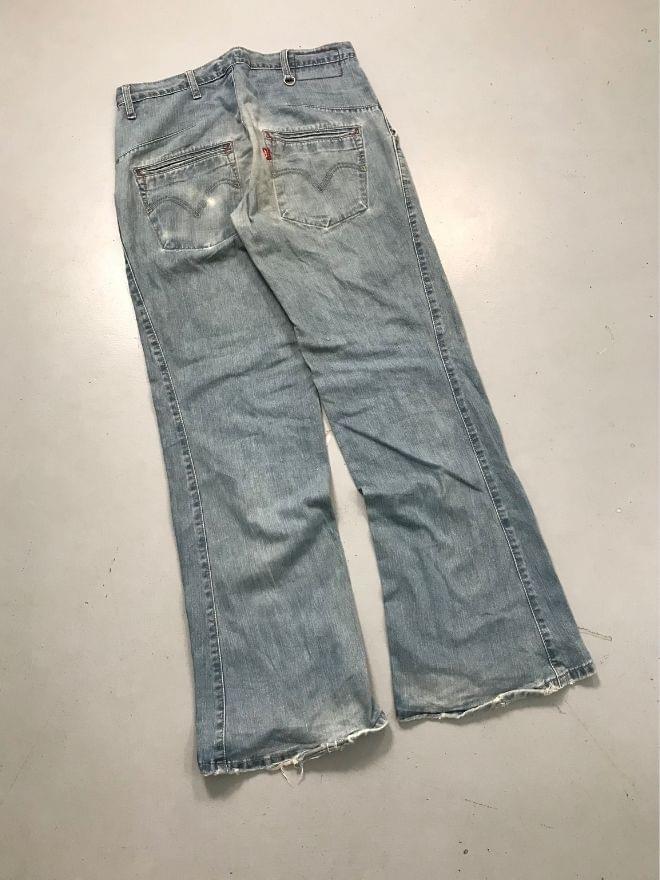 Vintage Levi’s Engineer Jeans Denim Bootcut – Size 34
