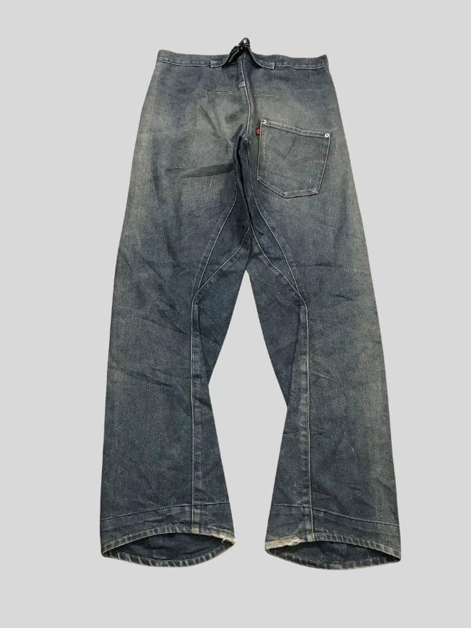 Vintage Levi’s Engineer Jeans – Blue Denim | Size 32