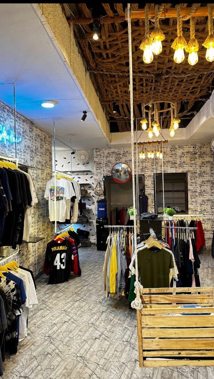 Instagram post from riaajvintage. This post is in position 4.